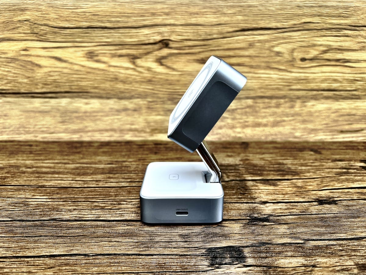 UGREEN Launches New Qi2, 25 watt, MagFlow Wireless Charging Devices