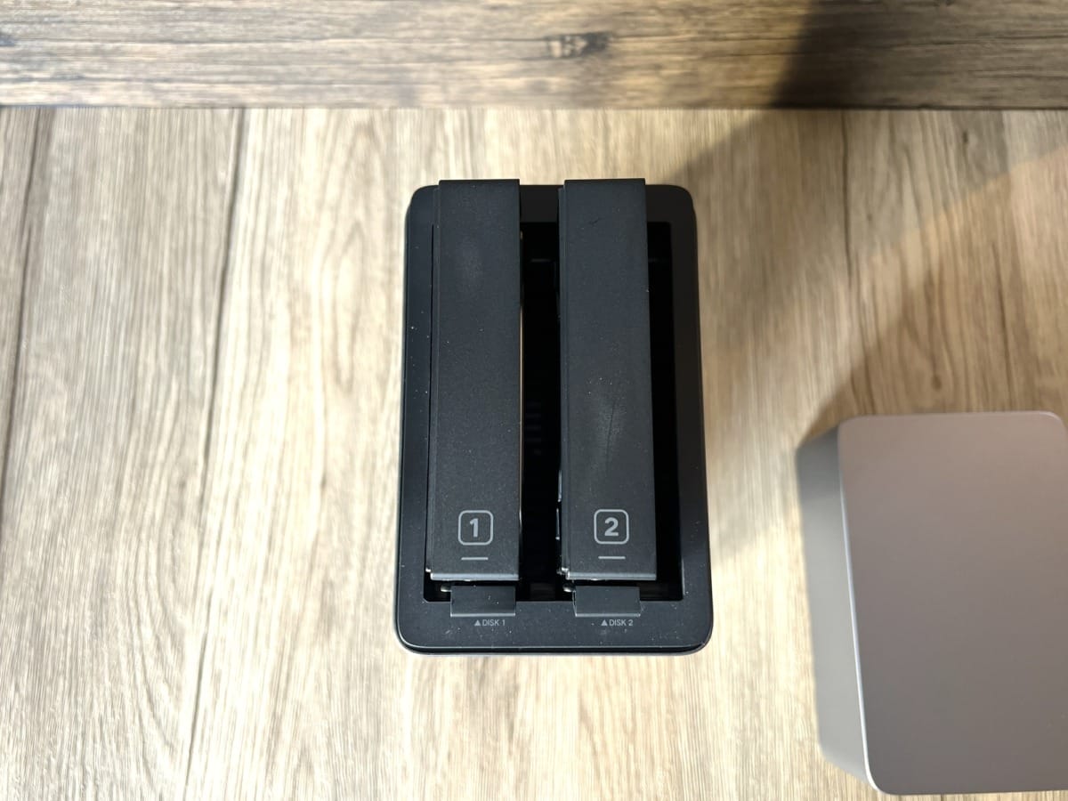 UGREEN NASync DH2300 Network Attached Storage