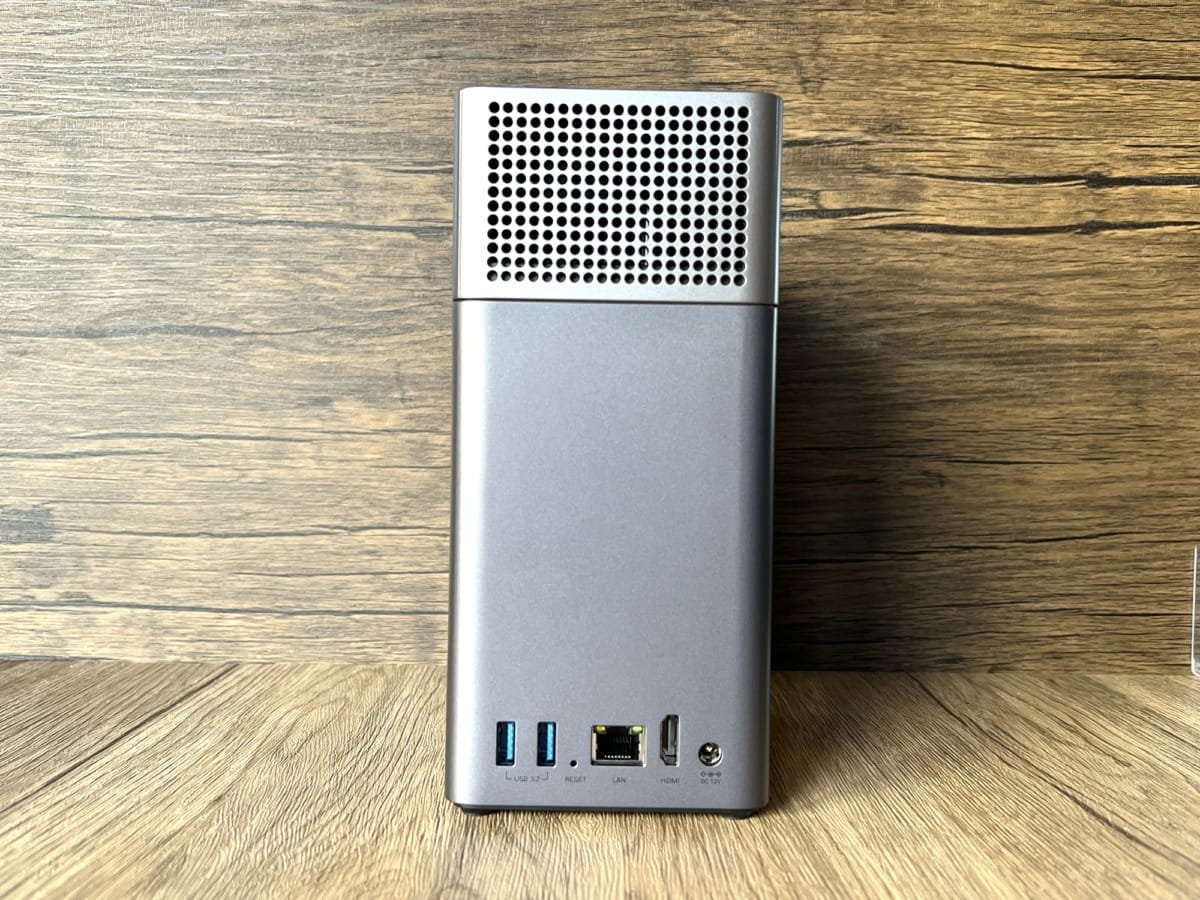 UGREEN NASync DH2300 Network Attached Storage